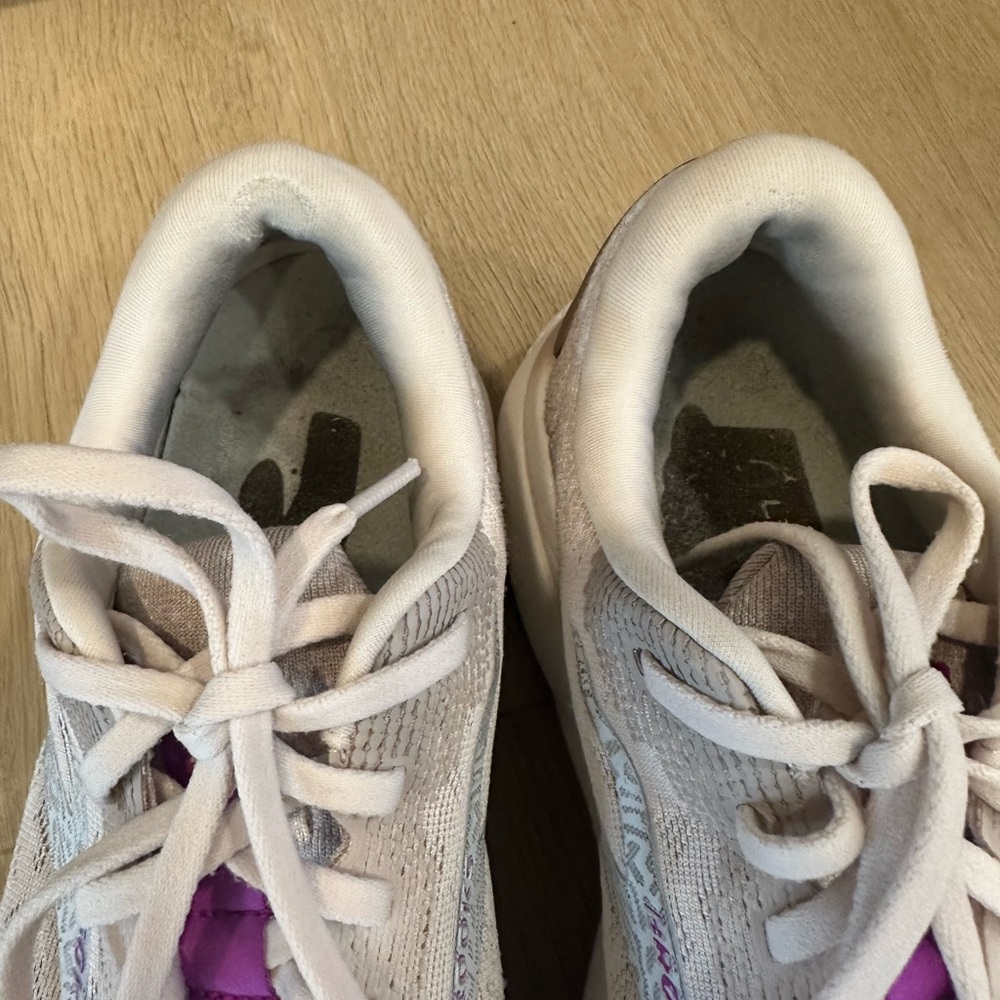 Brooks ghost 16 Women's Light Beige Athletic Shoes - Picture 4 of 9
